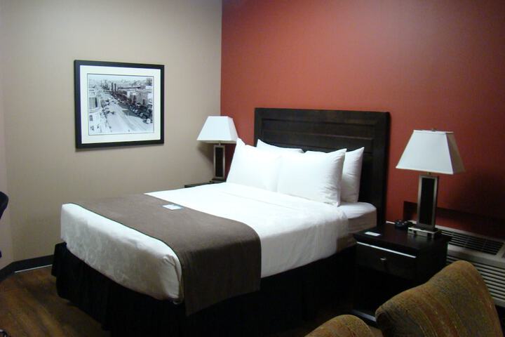 Room 35 of 46