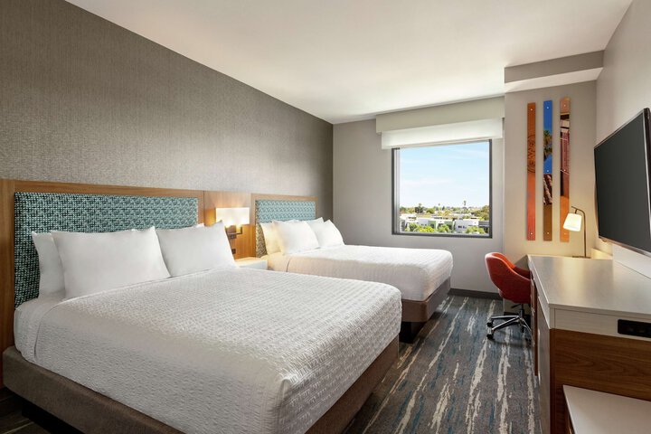 Hampton Inn & Suites San Mateo-San Francisco Airport