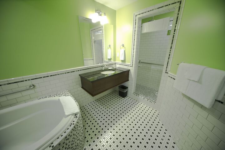 Hume Hotel & Spa
