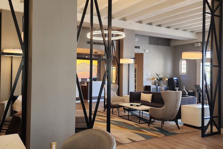 Crowne Plaza Phoenix - Chandler Golf Resort by IHG