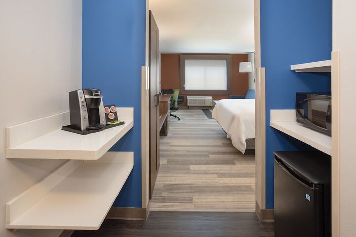 Room 29 of 74