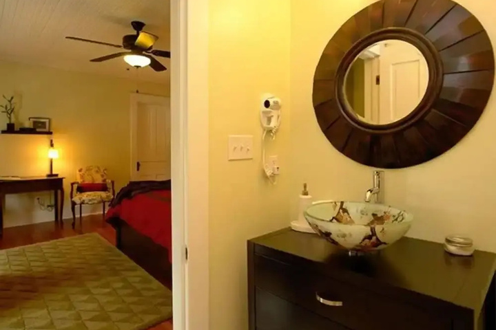 458 West Bed & Breakfast