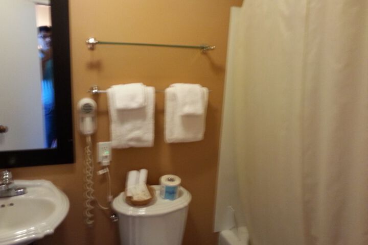 Room 16 of 47