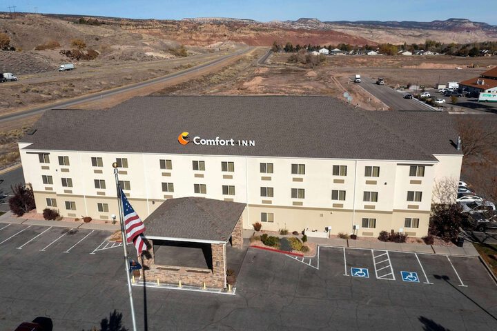 Hotel 5 of 61