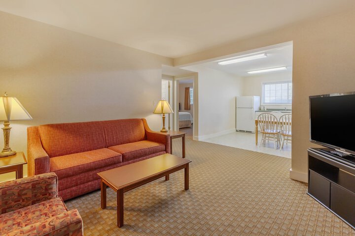Room 35 of 53