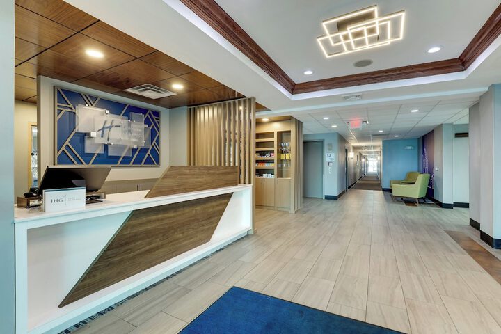 Hotel 4 of 50