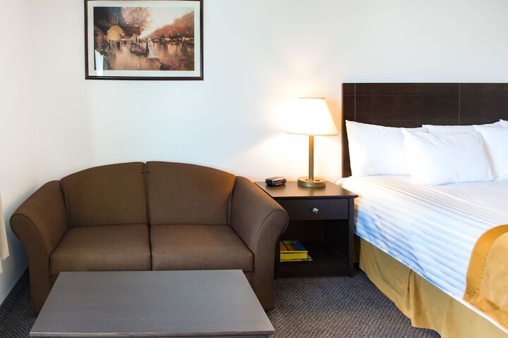 Room 14 of 27