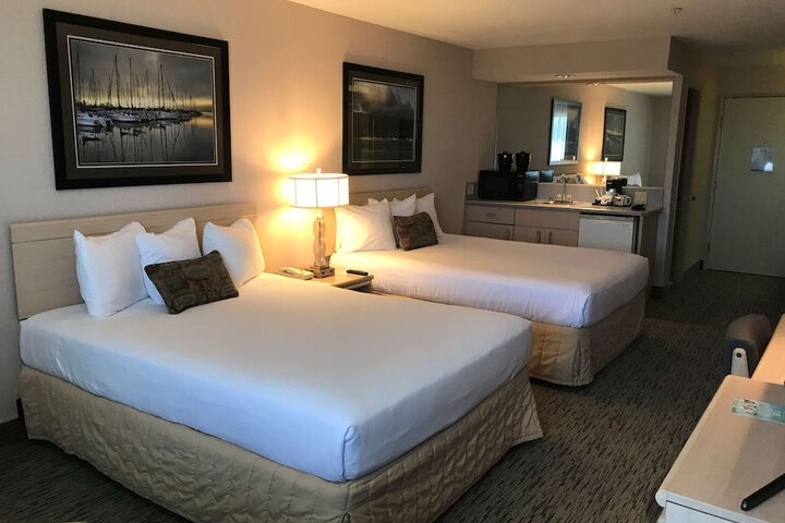 Room 13 of 17