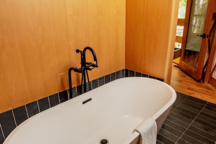 Room 135 of 217