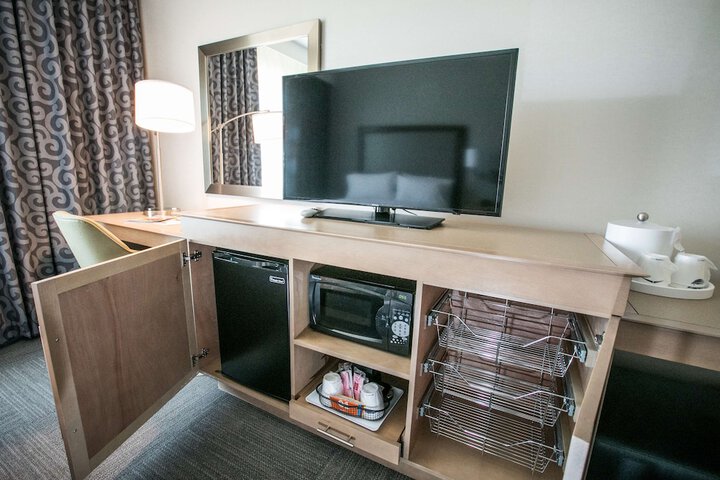 Room 61 of 82
