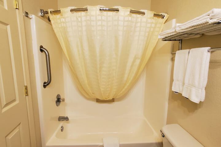 Candlelight Inn & Suites Hwy 69 near McAlester