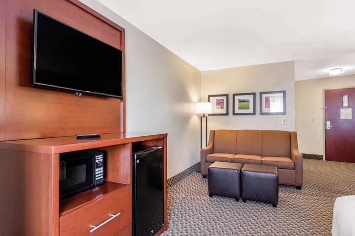 Room 19 of 33
