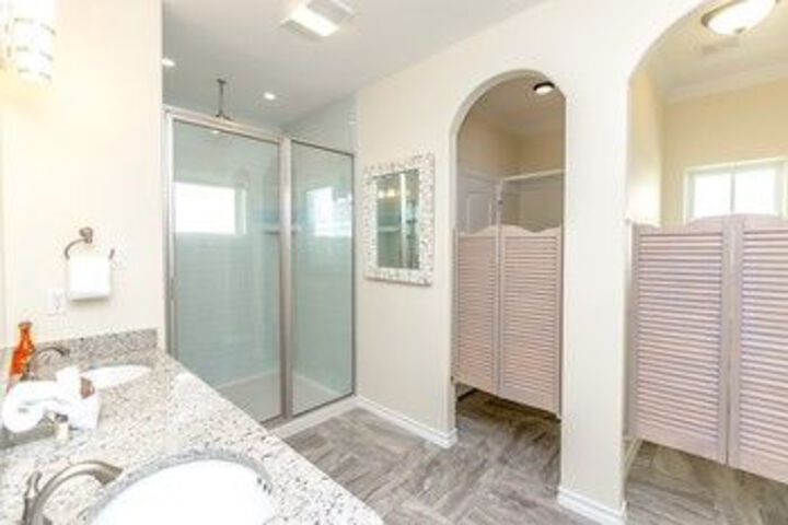 5BR 4 5BA Newly Built Luxury Beach House by RedAwning