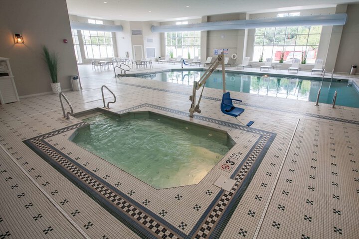 Hotel Renovo Des Moines UrbandaleTapestry Collection Hilton