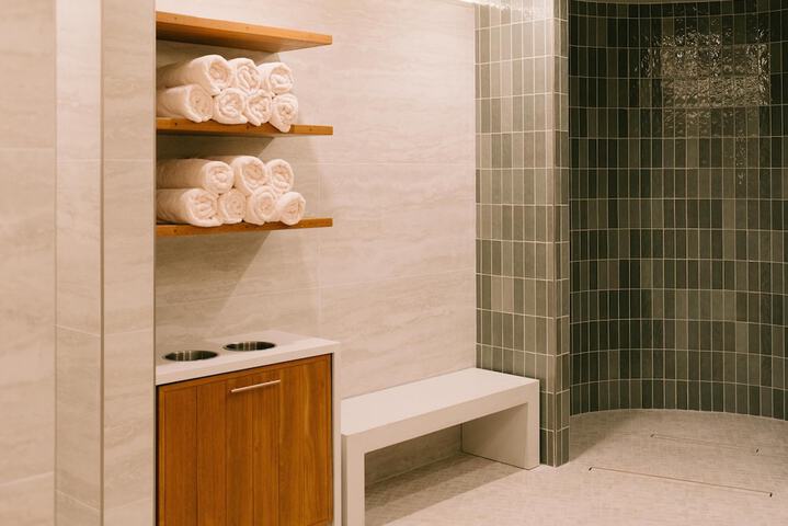Casa Mani Resort Napa Valley Curio Collection by Hilton