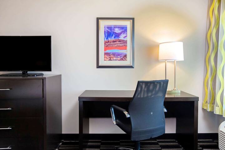 Room 22 of 29
