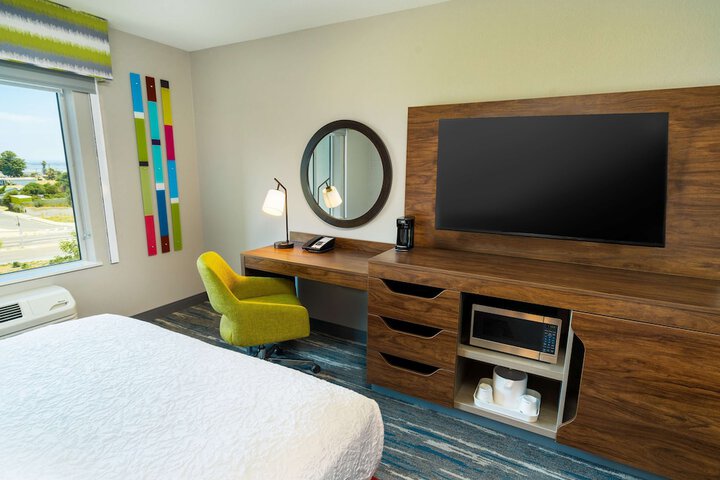 Room 9 of 47