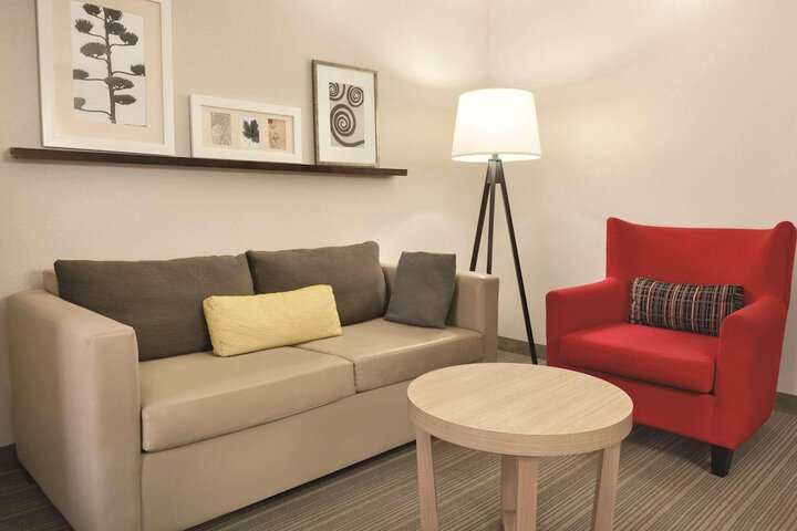 Country Inn & Suites by Radisson Fresno North, CA