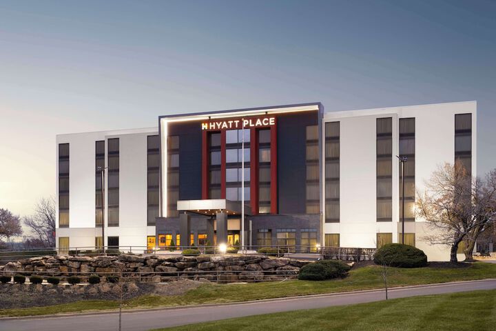Hyatt Place Kansas City / Overland Park/Metcalf