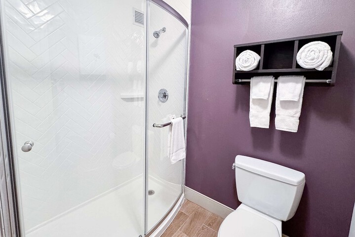 Room 12 of 34