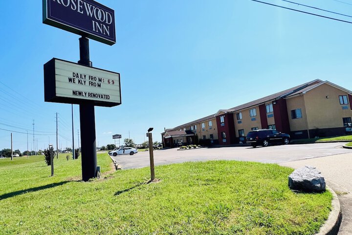 Rosewood Inn by OYO Union City I-69