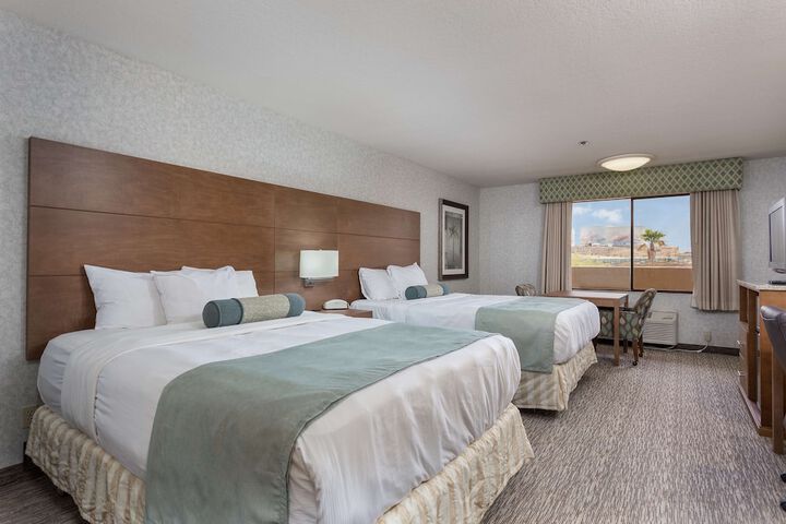 Room 15 of 27