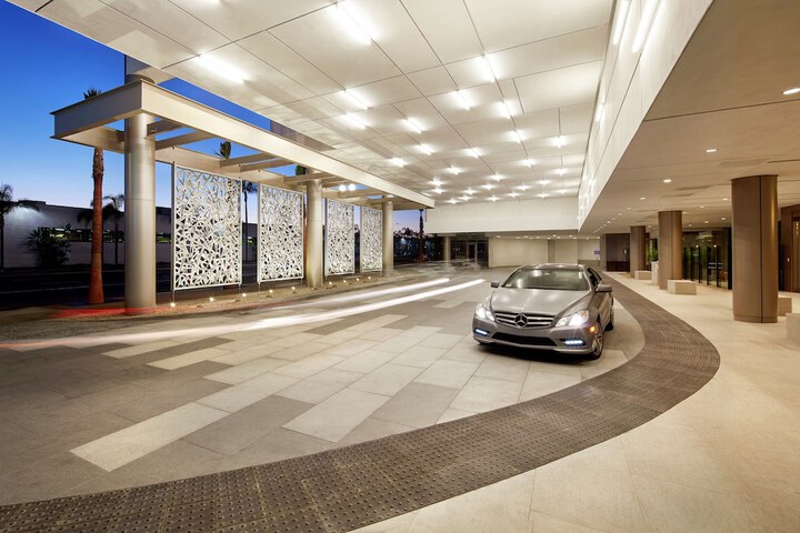 Hotel 2 of 51