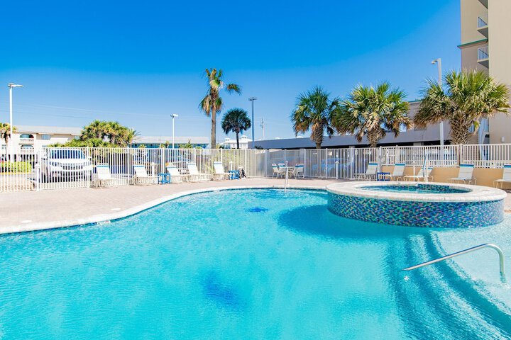 Pool 6 of 65