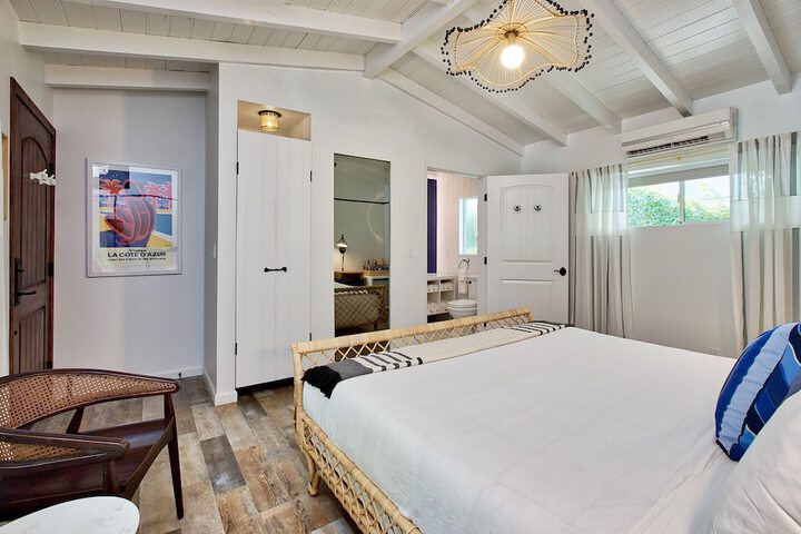 Room 49 of 62