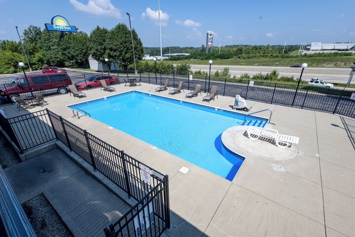 Pool 5 of 37
