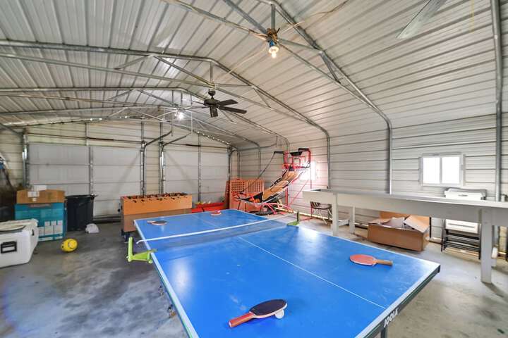 Secluded Retreat: Bbq Lawn Games, & Fire Pit!