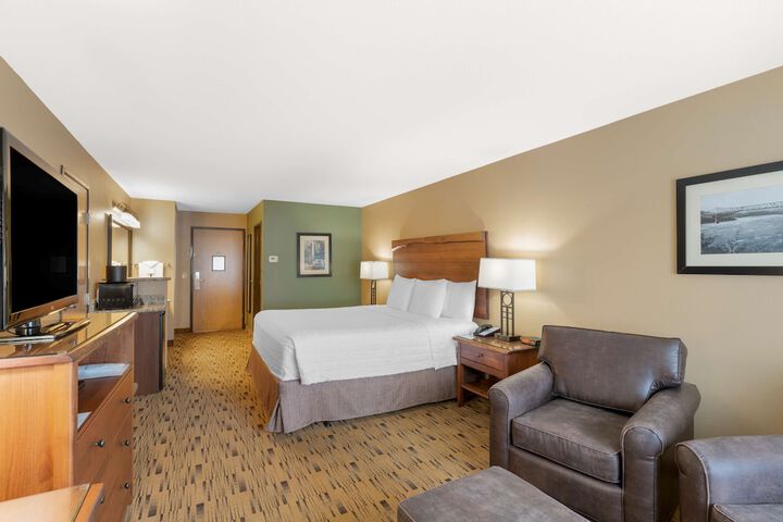 Room 10 of 37
