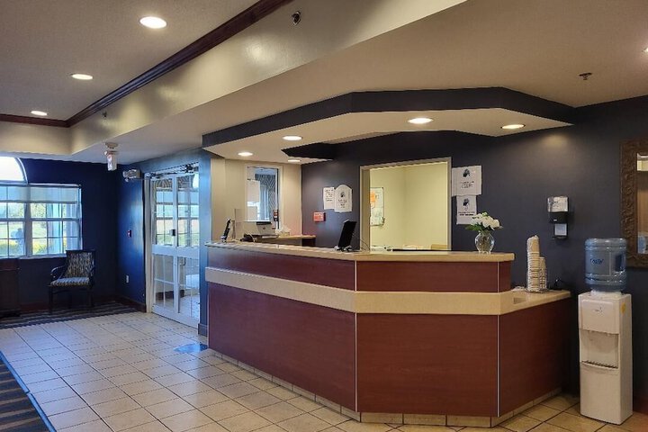 Hotel Interior 4 of 45