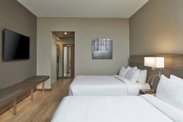 AC Hotel by Marriott Atlanta Airport Gateway