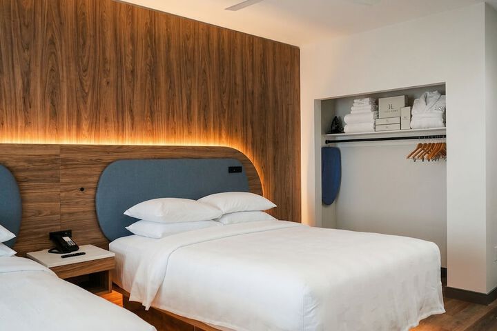 Hotel Lydia