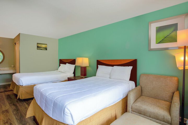 Room 21 of 39