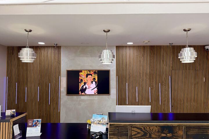 Days Inn & Suites by Wyndham Morris / I-80