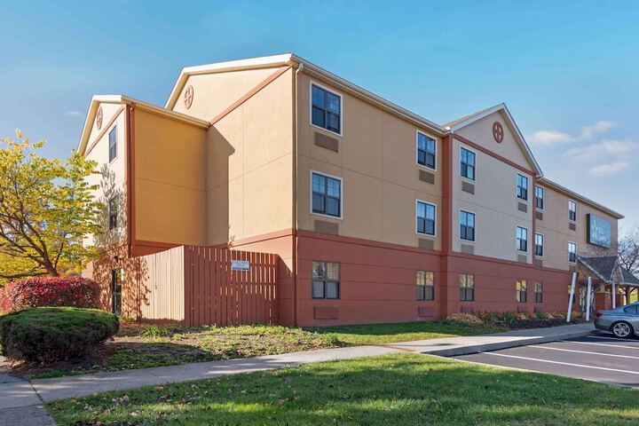 Hotel 2 of 27