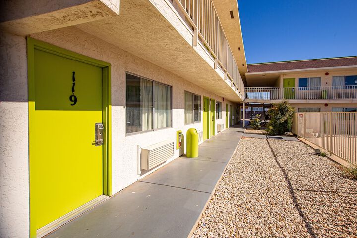 Hotel 7 of 51