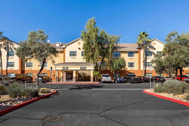 Hotel 2 of 27