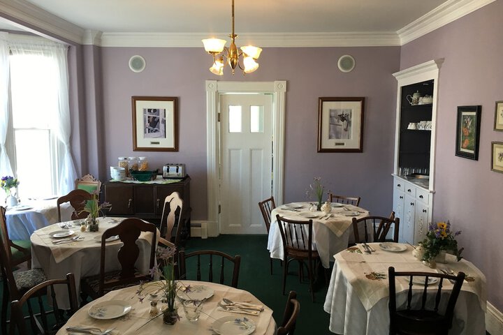 Come From Away B & B Inn