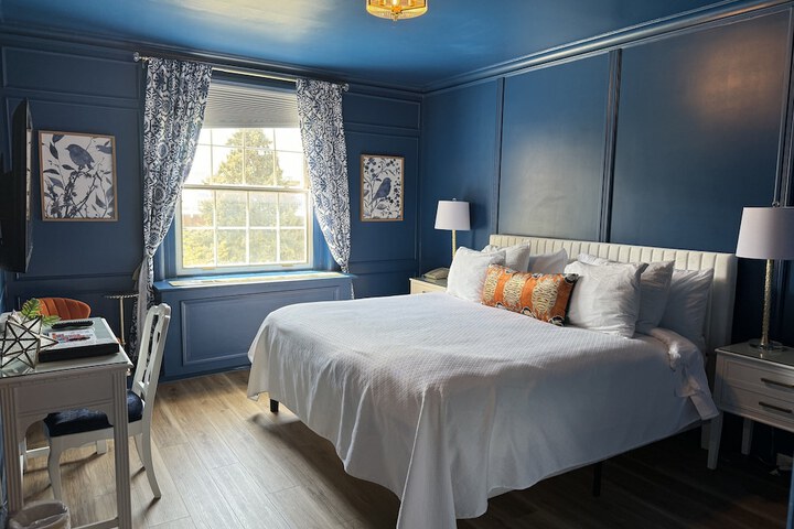Room 13 of 62