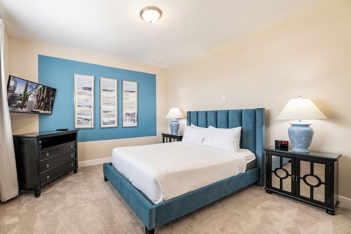 Encore Resort and Water Park at Reunion by Rentyl