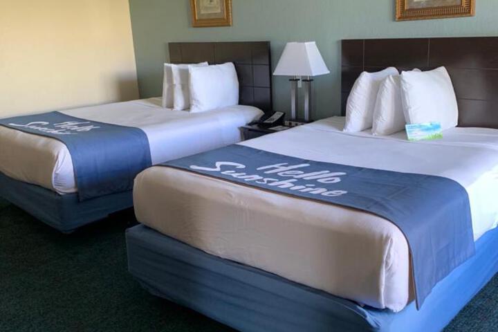 Days Inn by Wyndham Orlando Airport Florida Mall