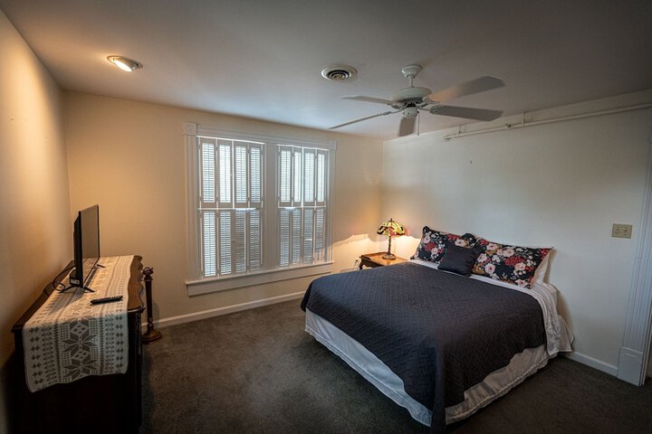Room 14 of 35