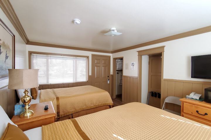 Room 81 of 137