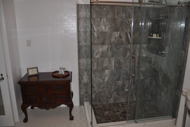 Room 10 of 45