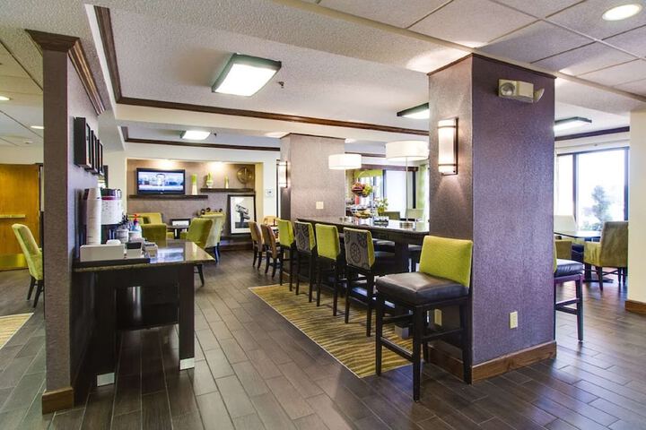 Hampton Inn Salina