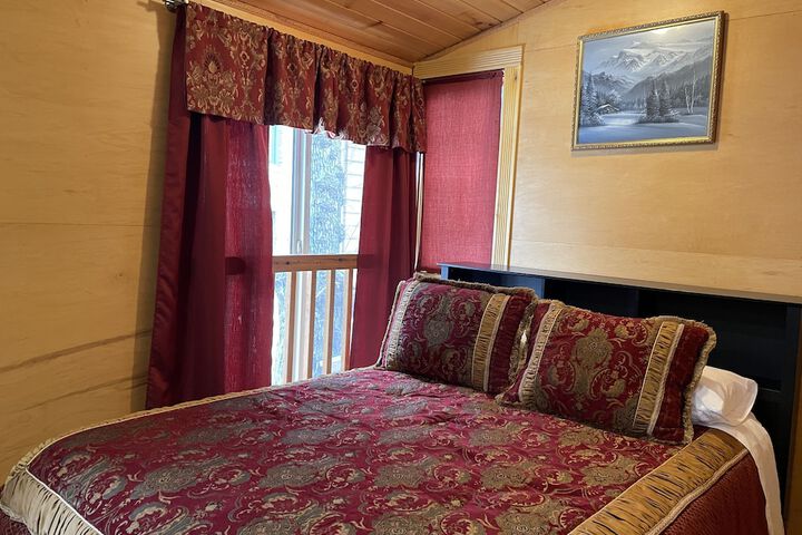 Room 30 of 43