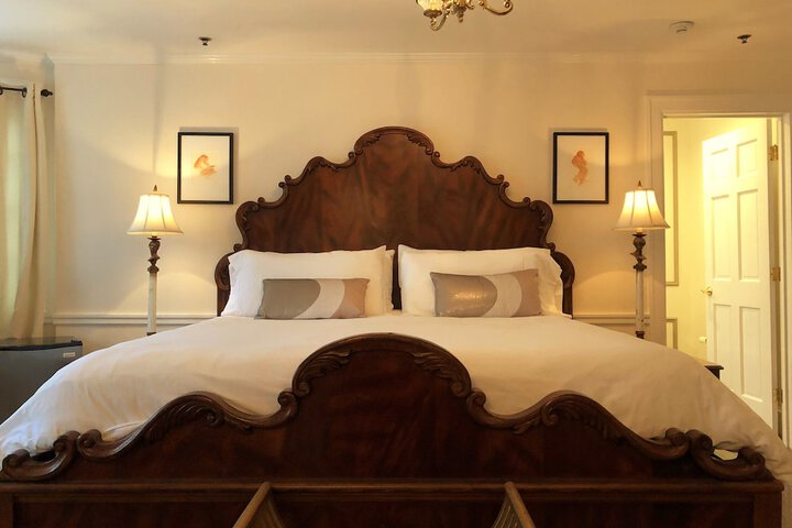 Room 13 of 25